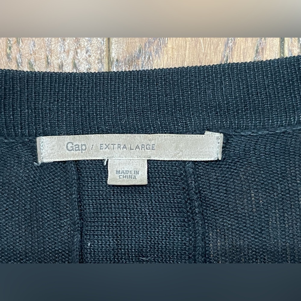 GAP Charcoal Knit Pullover - Picture 7 of 8